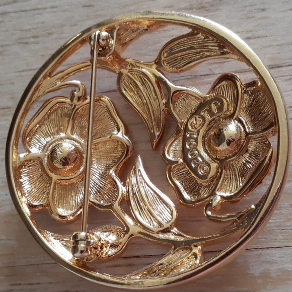 Authentic Swarovski Crystal Swan Stamped 2001 Flower Brooch E103 - Picture 16 of 17